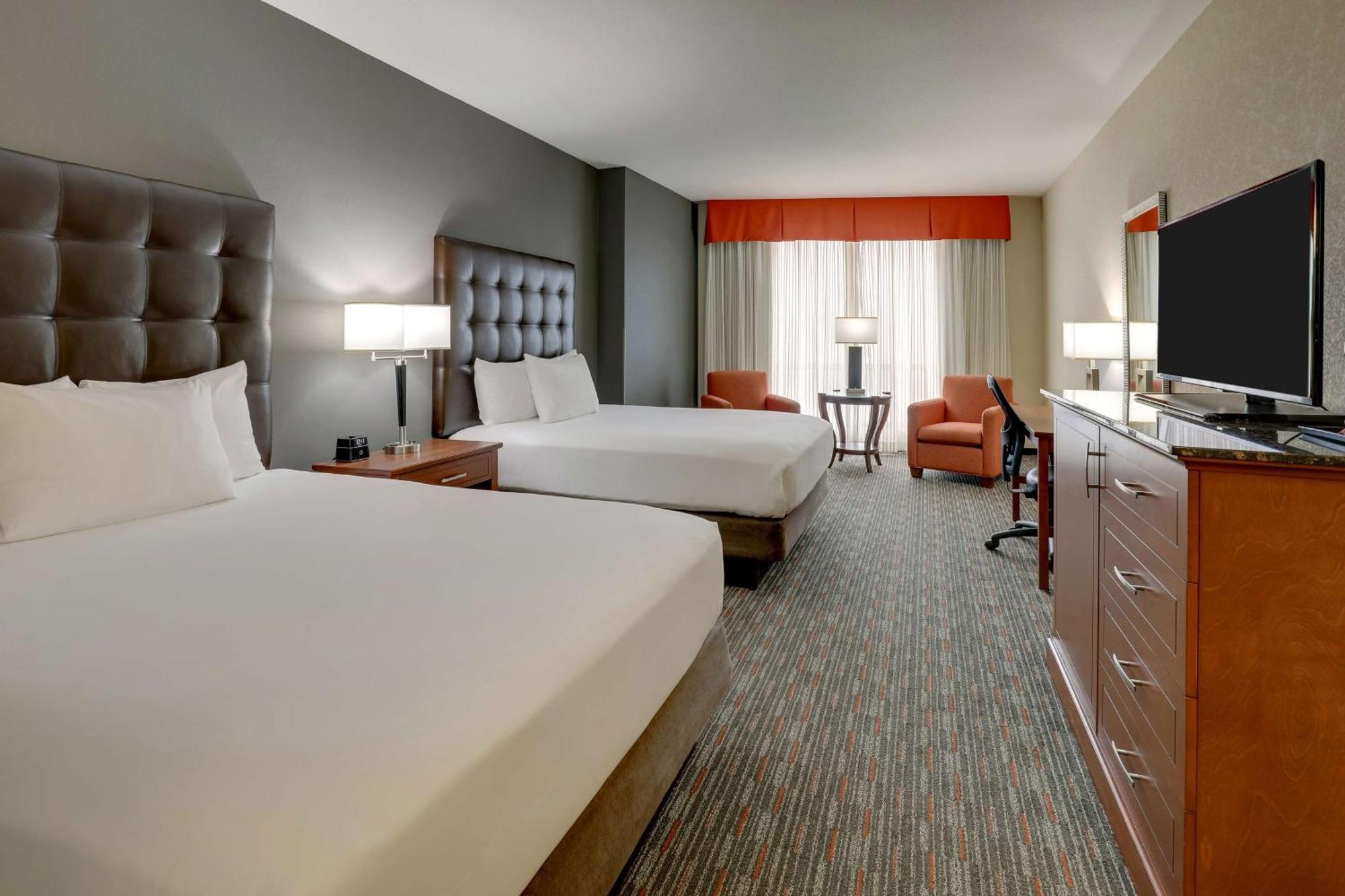 Drury Inn & Suites Charlotte Arrowood Buitenkant foto