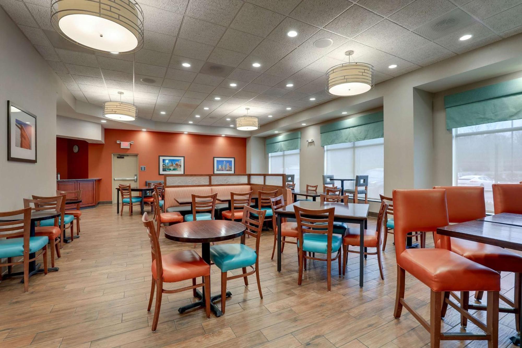 Drury Inn & Suites Charlotte Arrowood Buitenkant foto