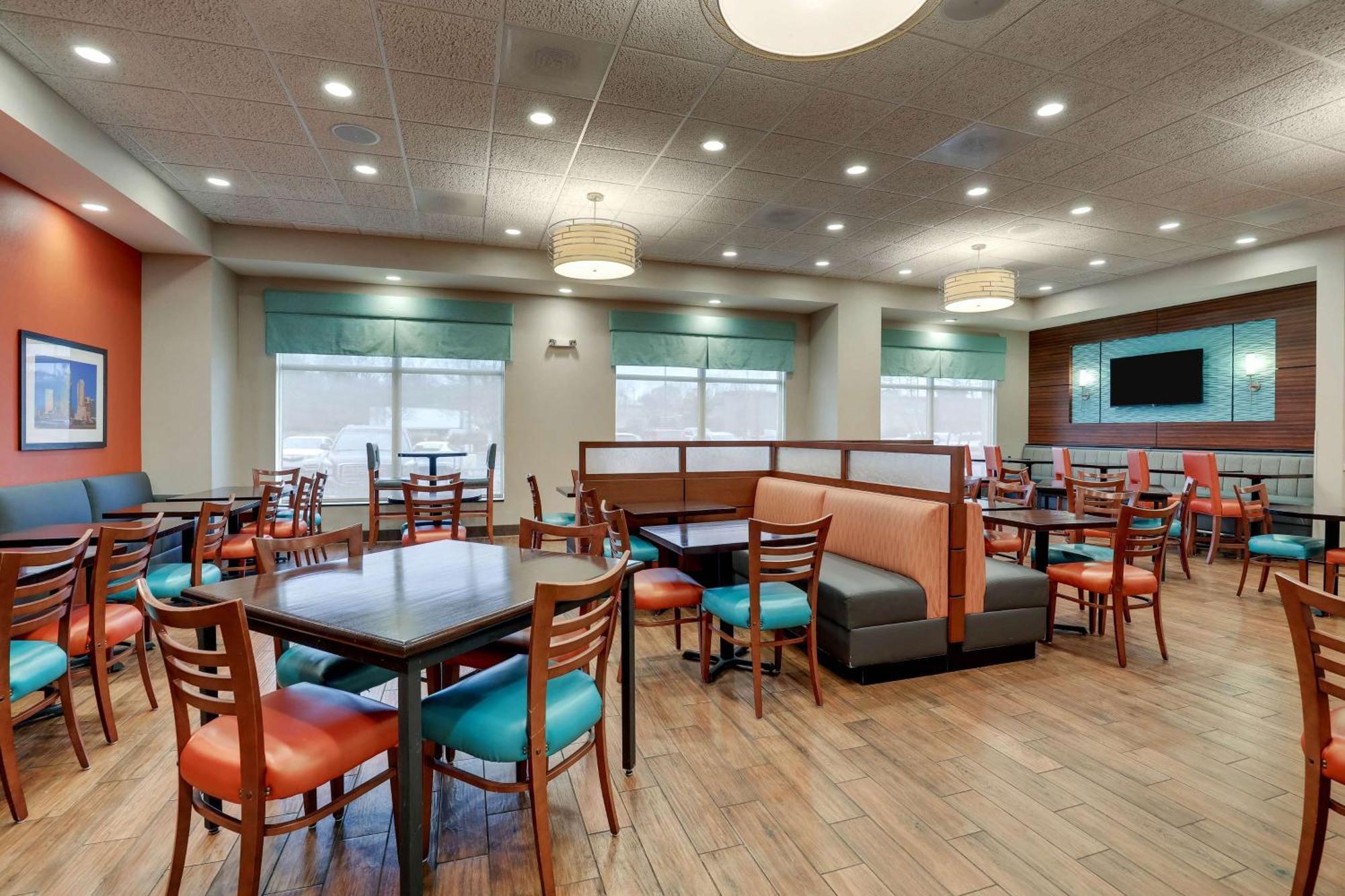 Drury Inn & Suites Charlotte Arrowood Buitenkant foto