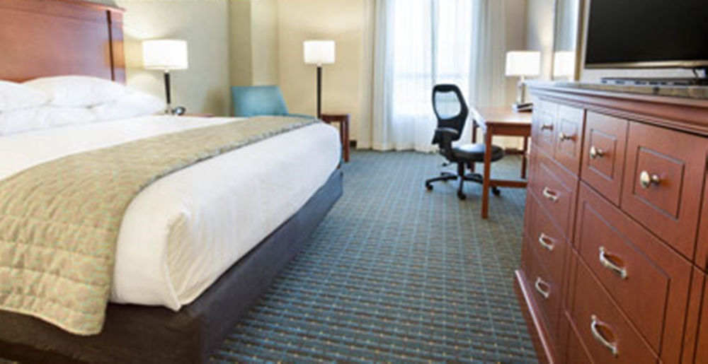 Drury Inn & Suites Charlotte Arrowood Buitenkant foto